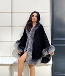 PONCHO IN CASHMERE IN PELLICCIA DI VOLPE ARGENTO NERO