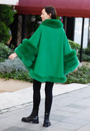 PONCHO IN CASHMERE IN PELLICCIA DI VOLPE VERDE